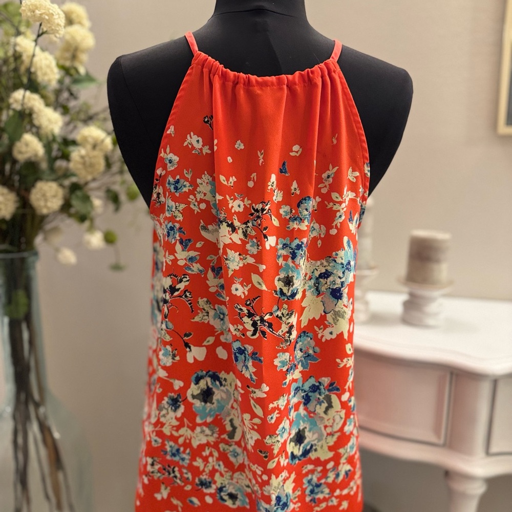 Collective Concepts Red and Blue Floral Camisole - Picture 2 of 4
